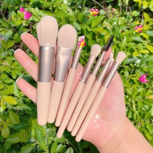 Kisaru Wooden Makeup Brush Set – Natural Beauty Brush Collection